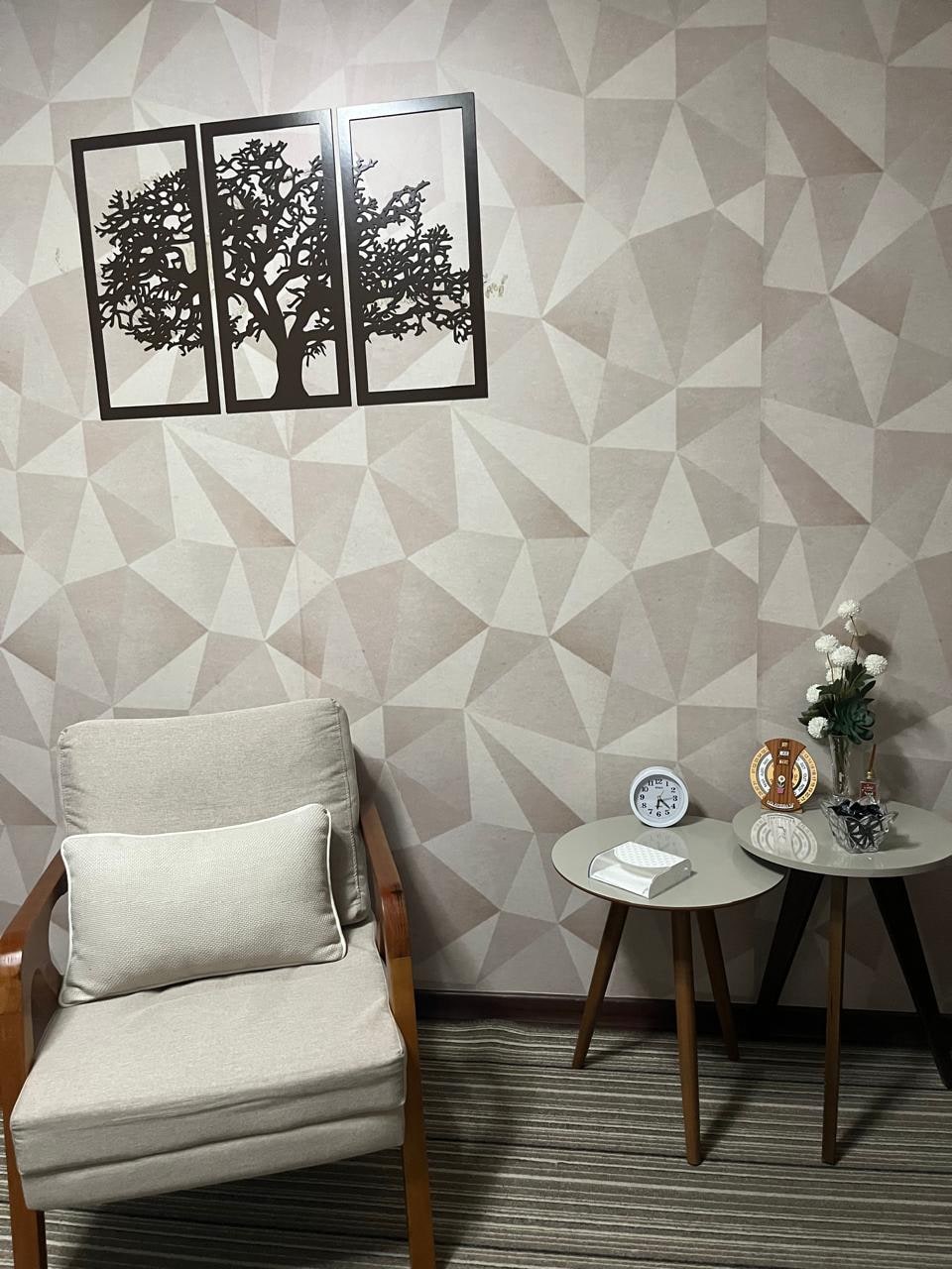 Poltrona e detalhes do ambiente presencial